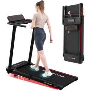 Tapis de course CITYSPORTS Walking Pad : une femme marche sur le tapis déplié ; à droite, le tapis replié, debout